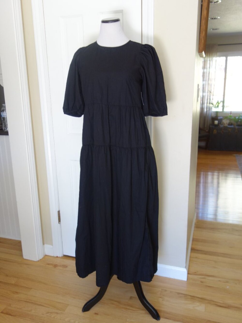NWT OLD NAVY Black Tiered Puff Sleeve Midi Dress – Med Tall - Picture 3 of 9